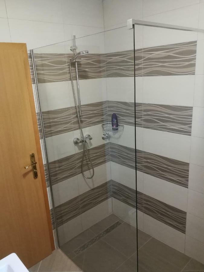 Apartmant & Room Bruna Drežnik Grad Exterior foto